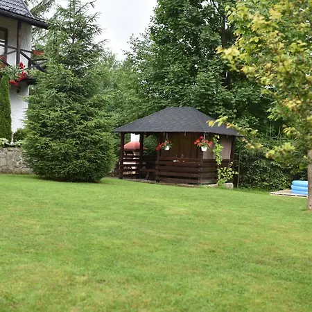 Zorianyy Guest house Mykulychyn