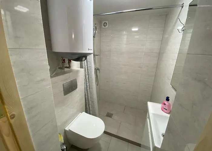 Zorianyy Pensión 3*